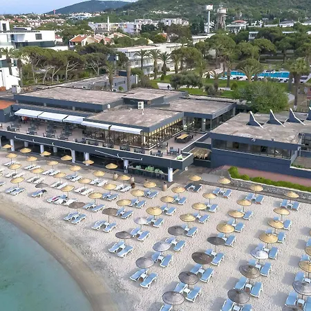 A11 Hotel 3*