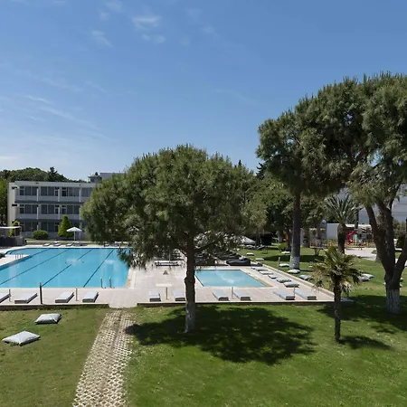 A11 Hotel 3*